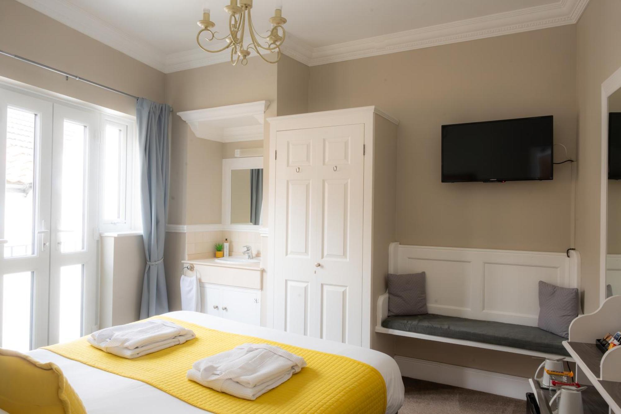 The Courtyard Guest House Great Yarmouth Zewnętrze zdjęcie