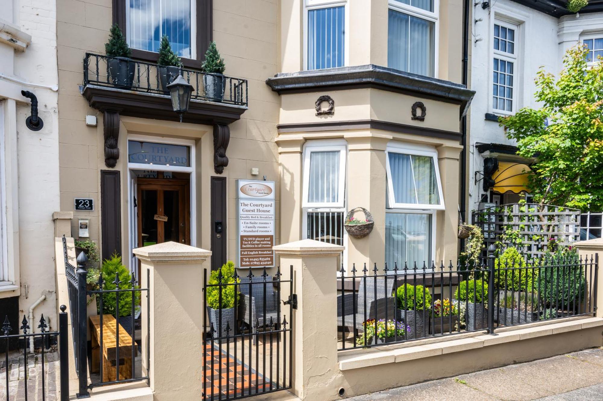 The Courtyard Guest House Great Yarmouth Zewnętrze zdjęcie